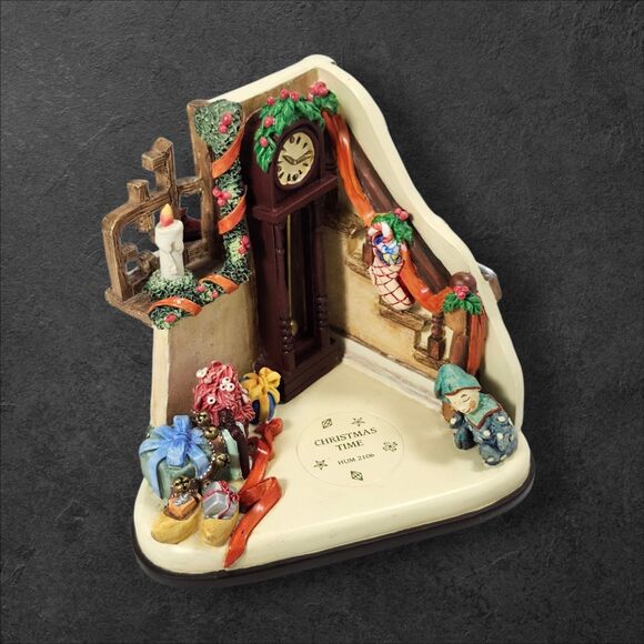 Goebel Hummel HUM 2106 Christmas Time Musikfest Music Box Plays Joy to the World - Picture 2 of 14